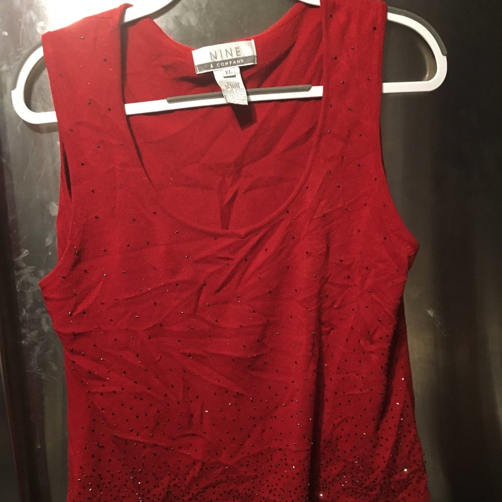 Nine & Co. Beaded tank top - 385 $12 FIRM🎉